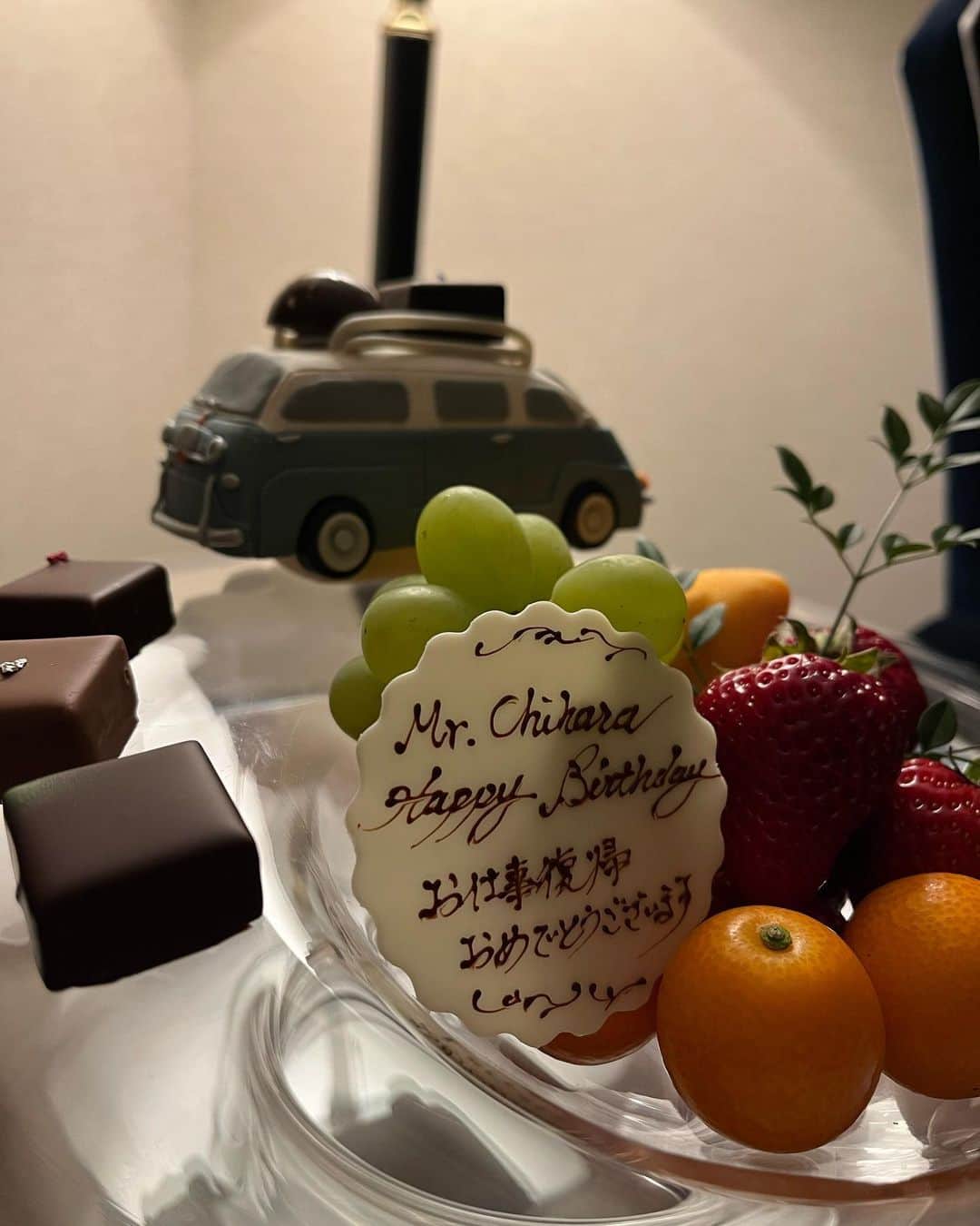 千原ジュニアさんのインスタグラム写真 - (千原ジュニアInstagram)「いつもお世話になってる大阪のホテル。 こんな事されたら頑張るしかないやん。 ありがとうございます。  #フィアットムルティプラ」3月29日 18時40分 - chihara_jr