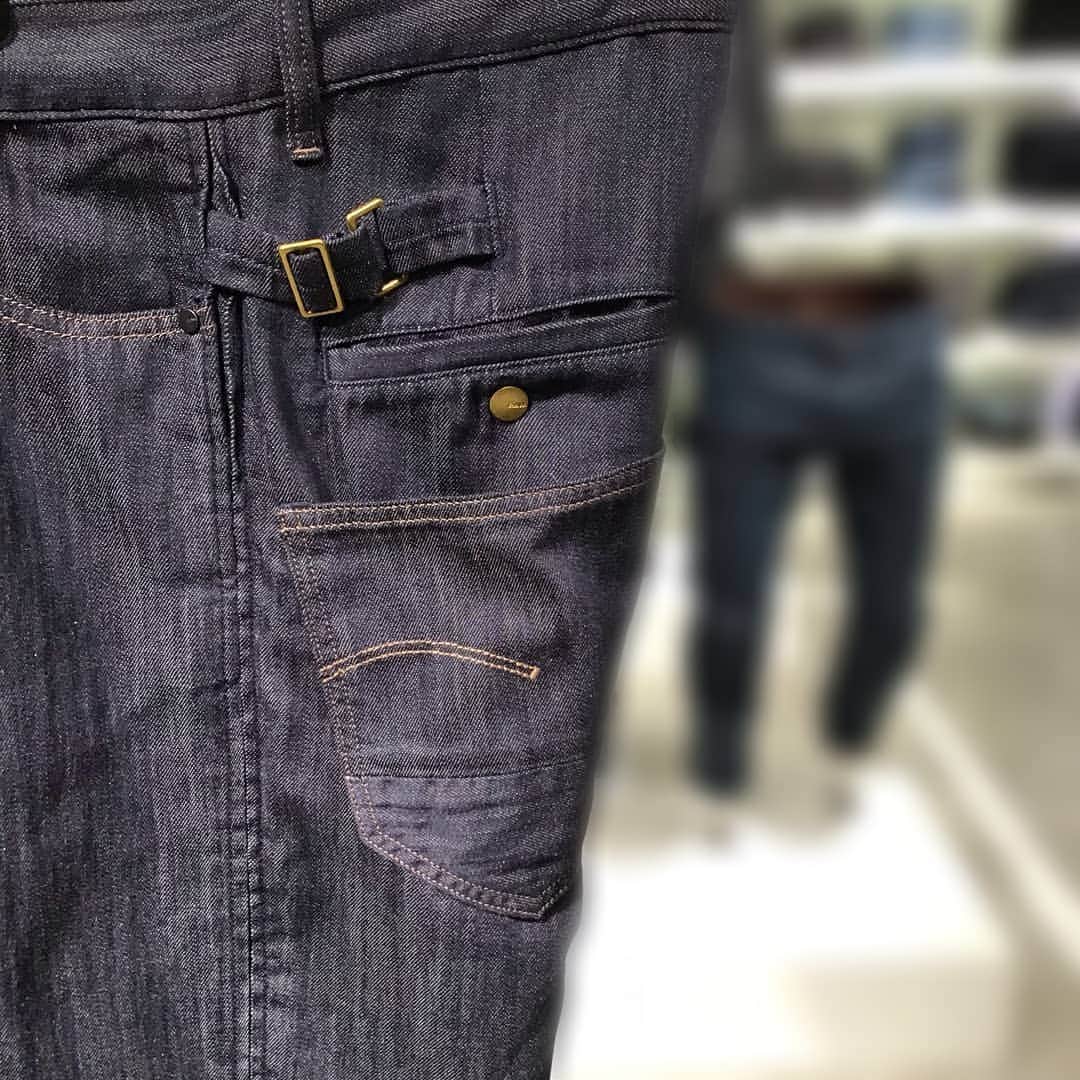 G-Star RAW Japanさんのインスタグラム写真 - (G-Star RAW JapanInstagram)「【RAW  RESEARCH.2019】 A Special limited collection in Store Tokyo Omotesando  Hills. MADE IN JAPAN FABRIC. SHIN・DENIM® デニム生地の概念を覆すタフな新素材【シン・デニム ...