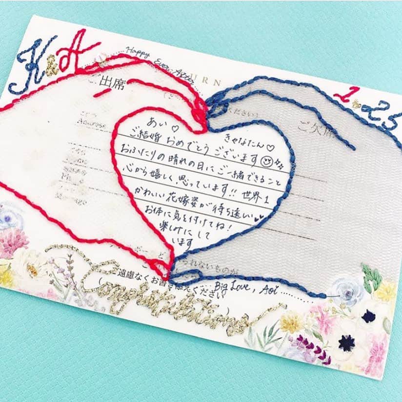 プレ花嫁の結婚式準備サイト Marry マリー さんのインスタグラム写真 プレ花嫁の結婚式準備サイト Marry マリー Instagram 可愛すぎる 招待状返信アート 赤と青の糸の 紙刺繍 で手でハートを作って その中にメッセージを 手の部分には