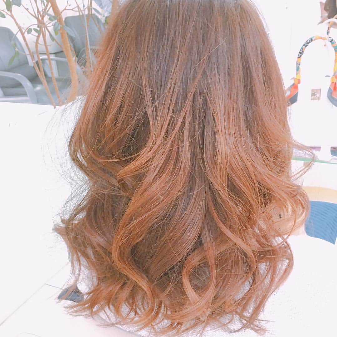 渡辺美奈代さんのインスタグラム写真 渡辺美奈代instagram 巻き髪 4月21日
