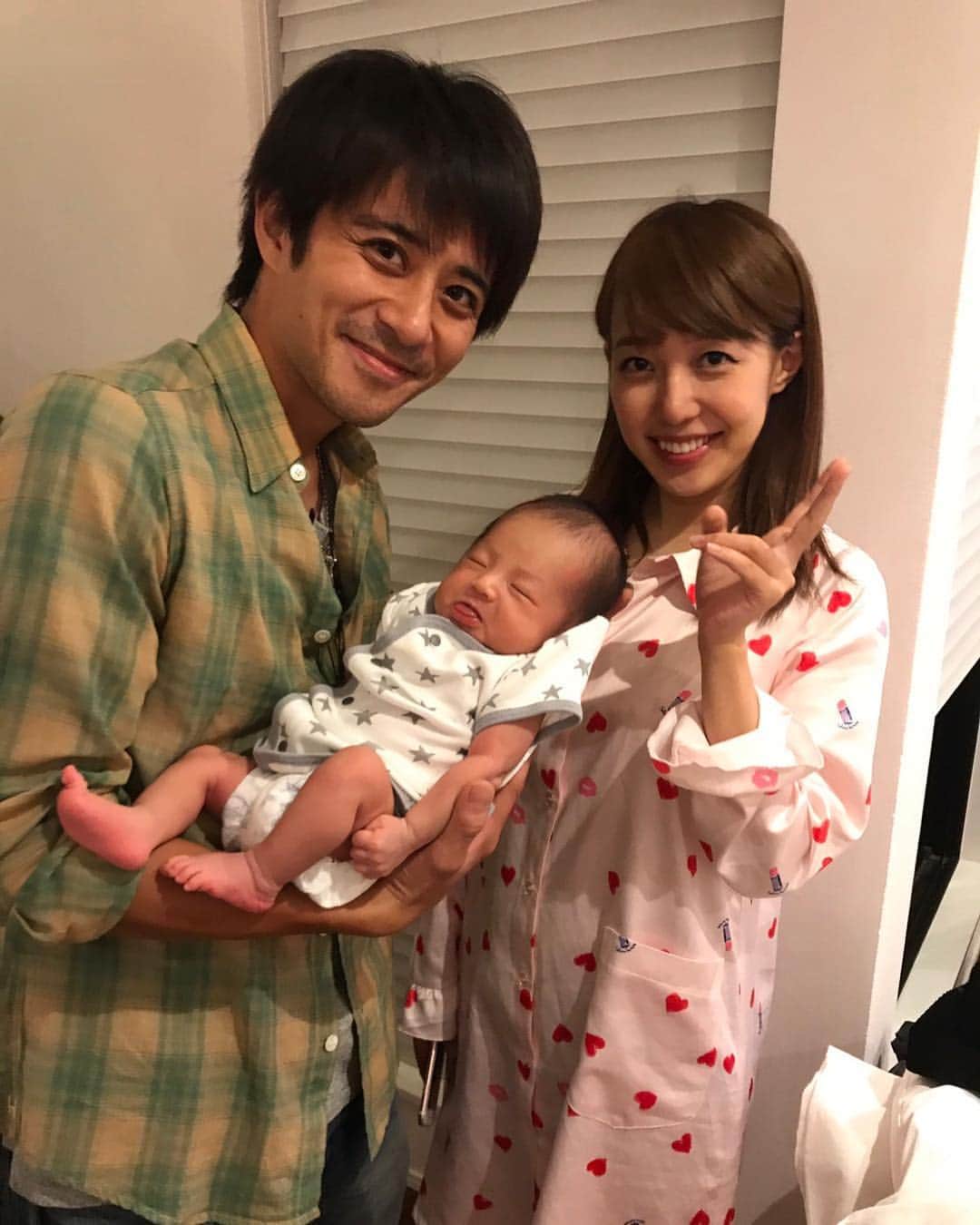 斉藤祥太さんのインスタグラム写真 斉藤祥太instagram 赤ちゃん産まれました とっても可愛い男の子です イケメン新生児 のんちゃんと パパ 出産祝い おめでとう 9月9日 22時45分 Shota Ta Sho