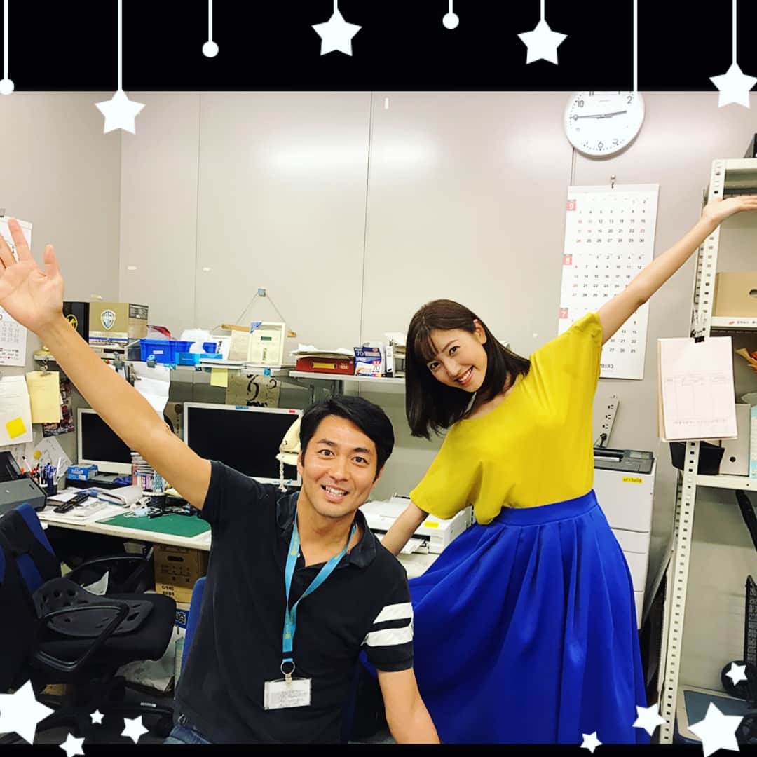 小澤陽子さんのインスタグラム写真 小澤陽子instagram 「ラ・ラ・ランド📽💛♪⁉︎笑 みたいな格好だねと言われ、 スポーツアナの大
