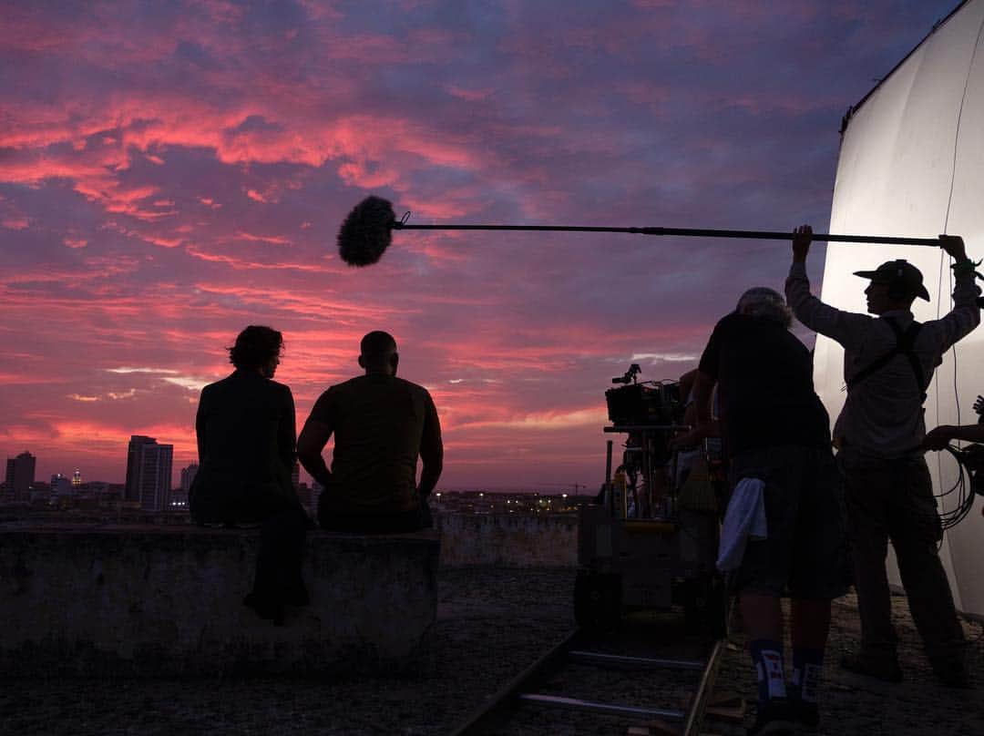 ジェリー・ブラッカイマーのインスタグラム：「#Cartagena sunset on the set of @geminimanmovie.  #Colombia #GeminiManMovie #GeminiMan」