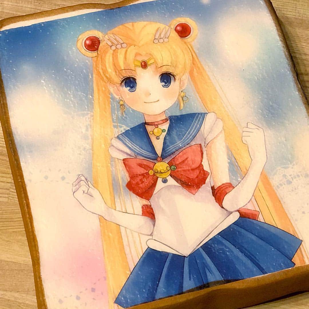 みのりんさんのインスタグラム写真 みのりんinstagram Super Huge Sailor Moon Squishy Hand Drawn And Made By Me 巨大スクイーズに今度はセーラームーンを描いてデコってみたよ プレゼント企画もすると思うので ぜひぜひ動画もチェックしてみてください