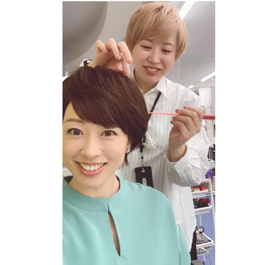 津野瀬果絵さんのインスタグラム写真 津野瀬果絵instagram 今日の特番収録は久々にツルコが髪型をしてくれました 特番 収録 ヘアメイク つるこ ヘアメイクさん やっぱりうまい ありがとう 3月10日 19時32分 Kaetsunose