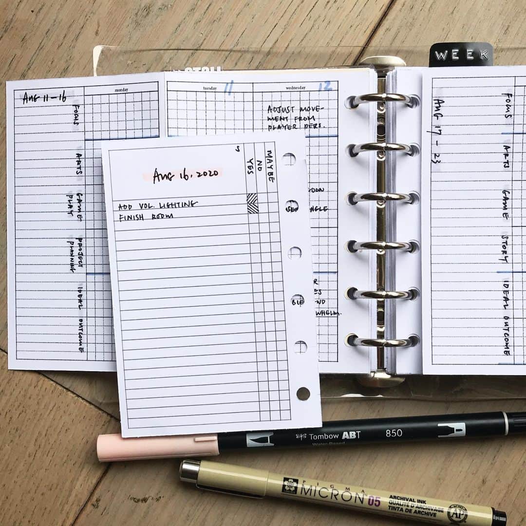 Dara M.のインスタグラム：「I’ve been giving GTD another try in my work planner by listing everything and ticking yes, no, maybe and then migrating to each category in the weekly view. A day a page. A place for everything and everything in its place. amiright? #gtd #pocketplanner #plannercommunity #functionalplanning #minimalistplanning #pocketringsplanner #pocketrings」