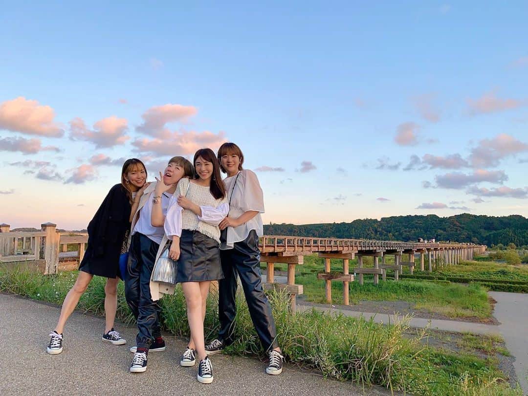 Natsumi さんのインスタグラム写真 Natsumi Instagram 09 29 楽しかった静岡旅行からはや1週間 1週間前の今頃は 渋滞真っ只中で みんなソワソワしてた よーたんとかわりばんこでトータル約8時間 それもまたいい思い出 笑 動画の