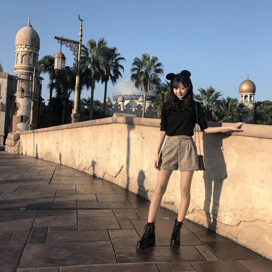 杉浦みずきさんのインスタグラム写真 杉浦みずきinstagram 9月末の服装迷った シンプルな服にシンプルな耳 Disney Disneysea ディズニー ディズニーシー ディズニーコーデ 10月7日 18時34分 Mizuki Sugiura