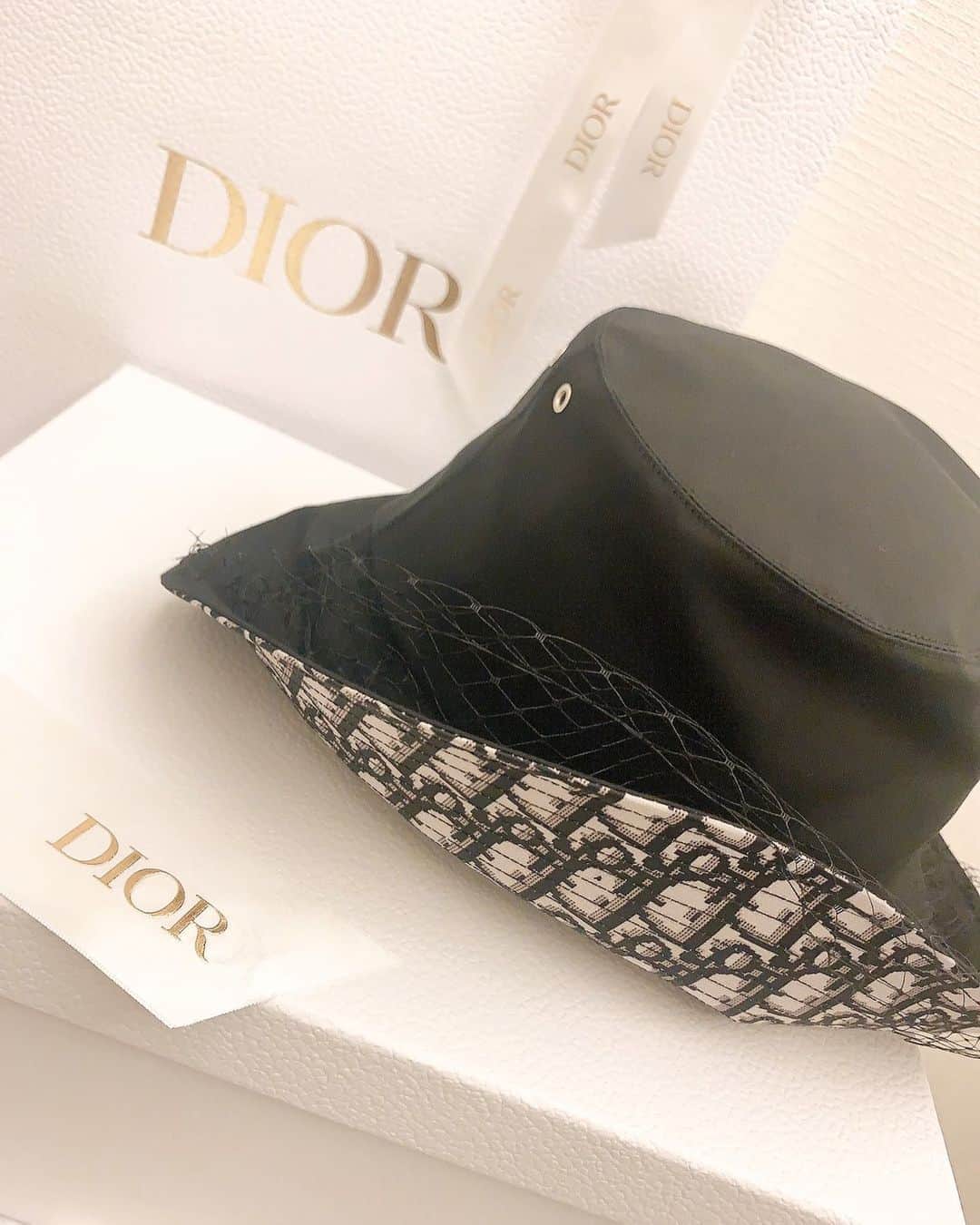 最高級のスーパー Dior チュール付き バケットハット バケハ ハット 