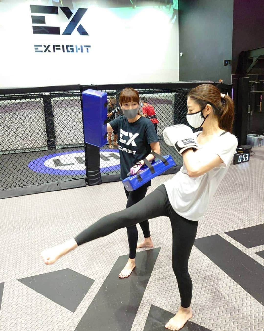 黒坂真美さんのインスタグラム写真 - (黒坂真美Instagram)「Kickboxing ...