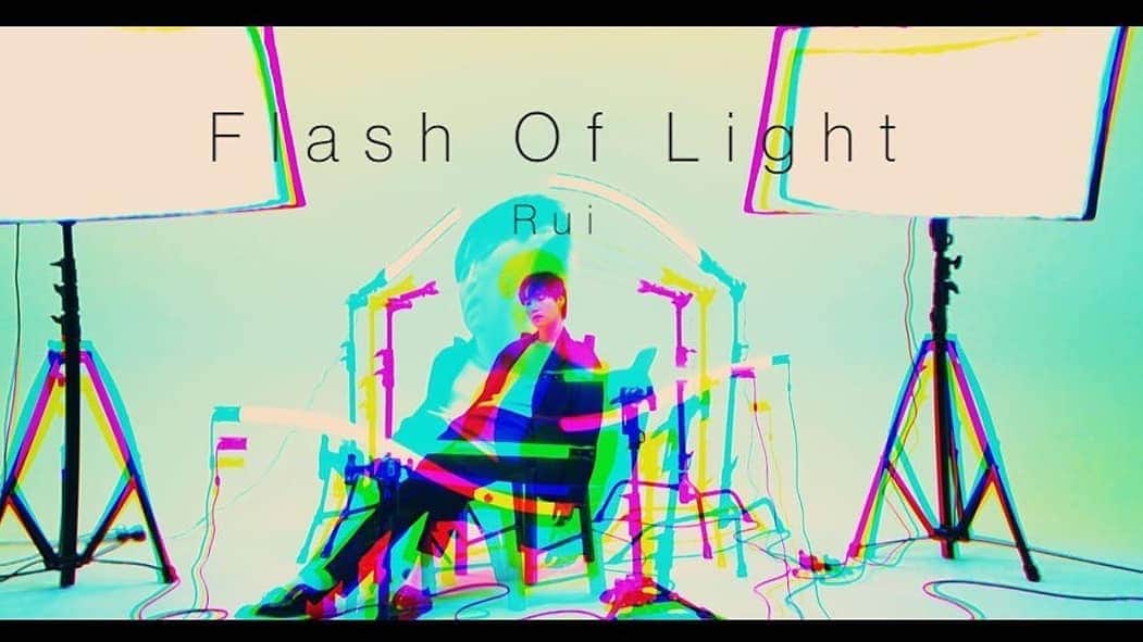 碓井将大さんのインスタグラム写真 - (碓井将大Instagram)「Ruiさんの『Flash Of Light』のMV撮影🎥 director+cameraをやらせていただきました✨  いつも素敵な曲を担当させていただき、 ありがとうございます🙏✨  https://youtu.be/s9-xG7zEWas  #MV撮影 #flashoflight #Rui さん」10月24日 21時40分 - masahiro_usui1203