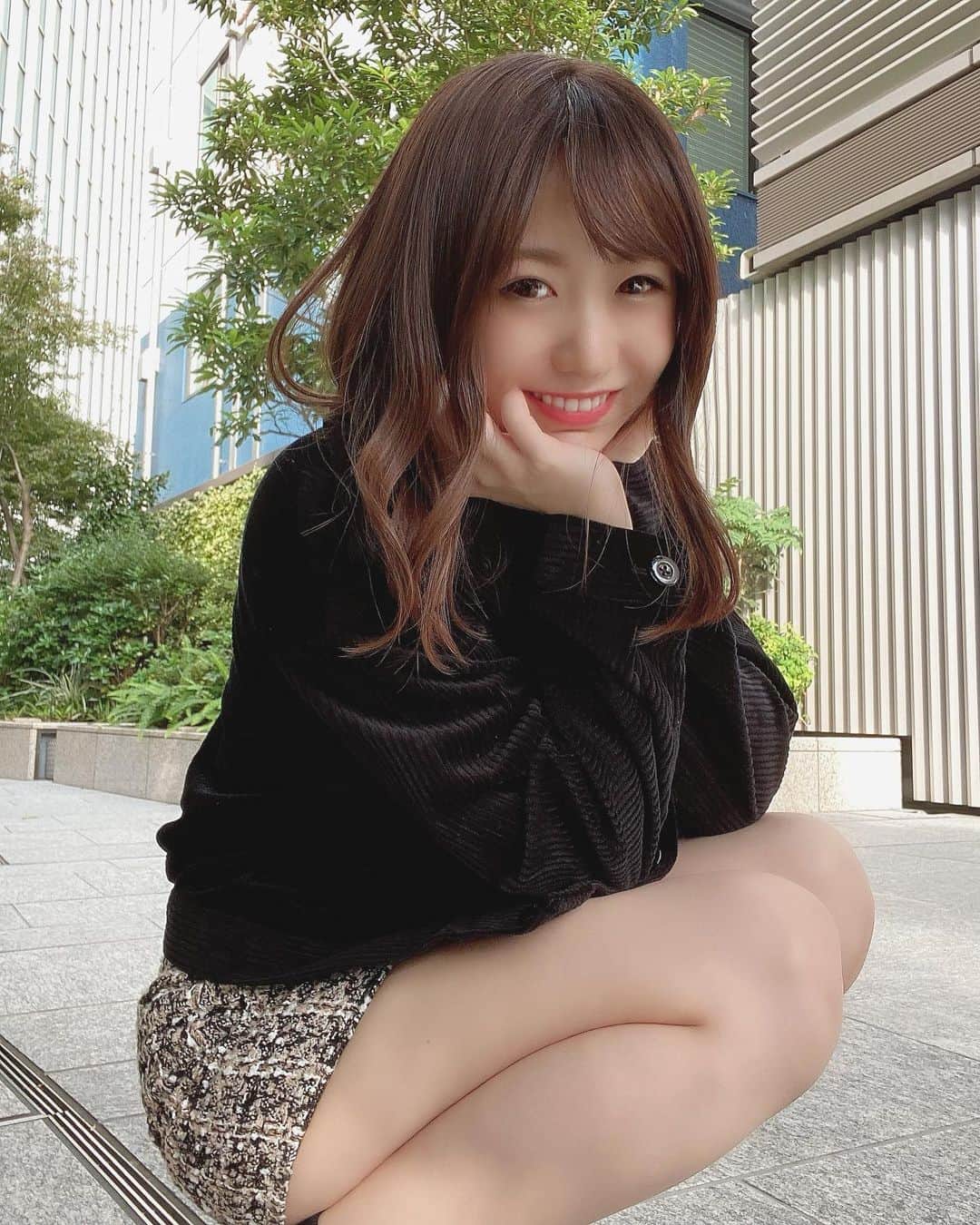 新矢皐月さんのインスタグラム写真 新矢皐月instagram 「﻿ 髪切ってからやっと﻿ ちゃんと写真撮れた！！😹﻿ ﻿ 髪色も暗くした