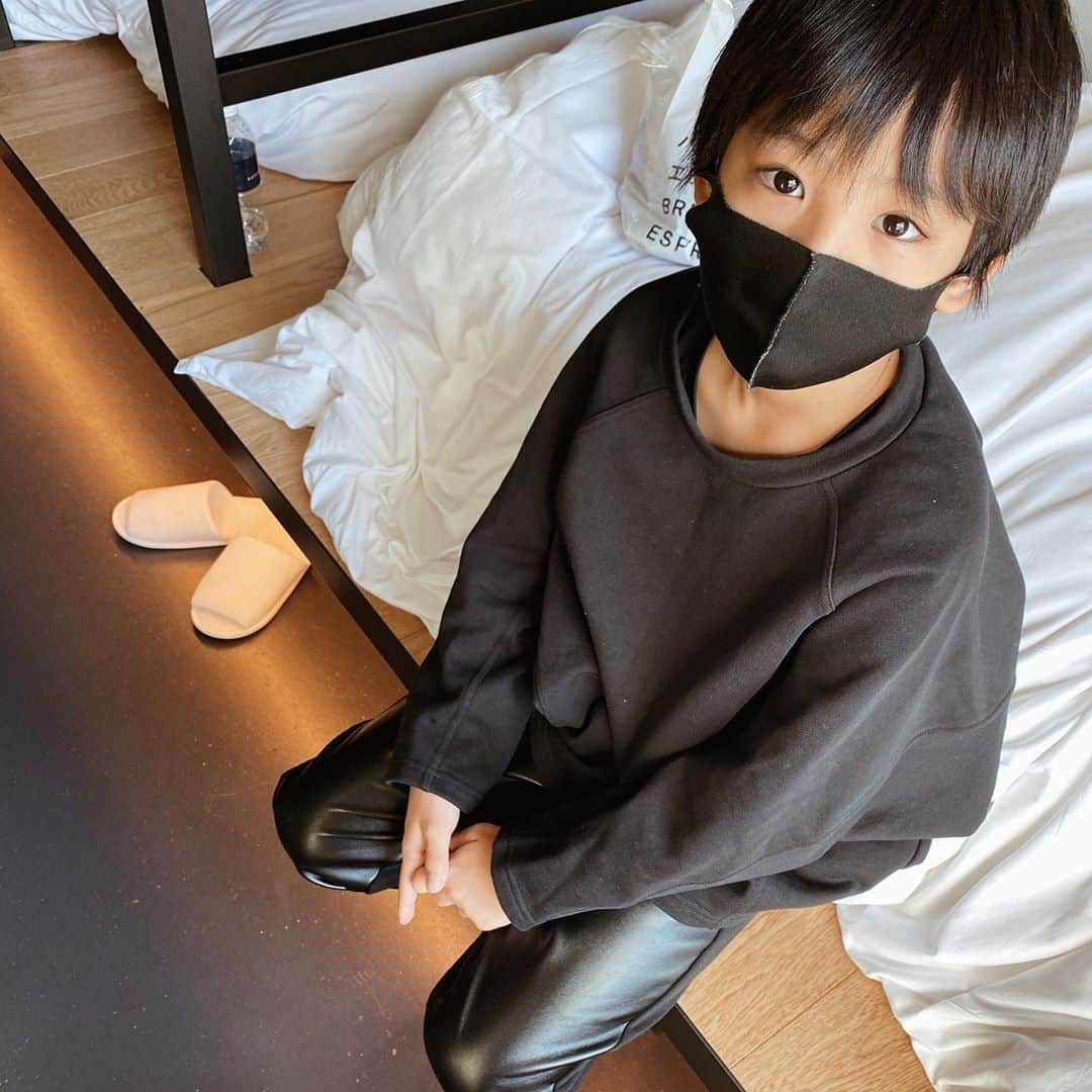 Ayakoさんのインスタグラム写真 Ayakoinstagram ブラックコーデ 可愛い Tops Pants