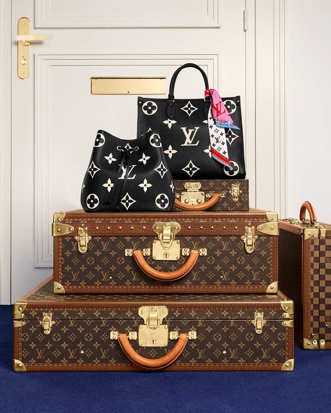 Louis Vuitton on X: An adventure awaits. Elevate daily outings with a  timeless #LouisVuitton travel bag like the Monogram Eclipse Trio backpack.  Discover more #LVGifts at    / X
