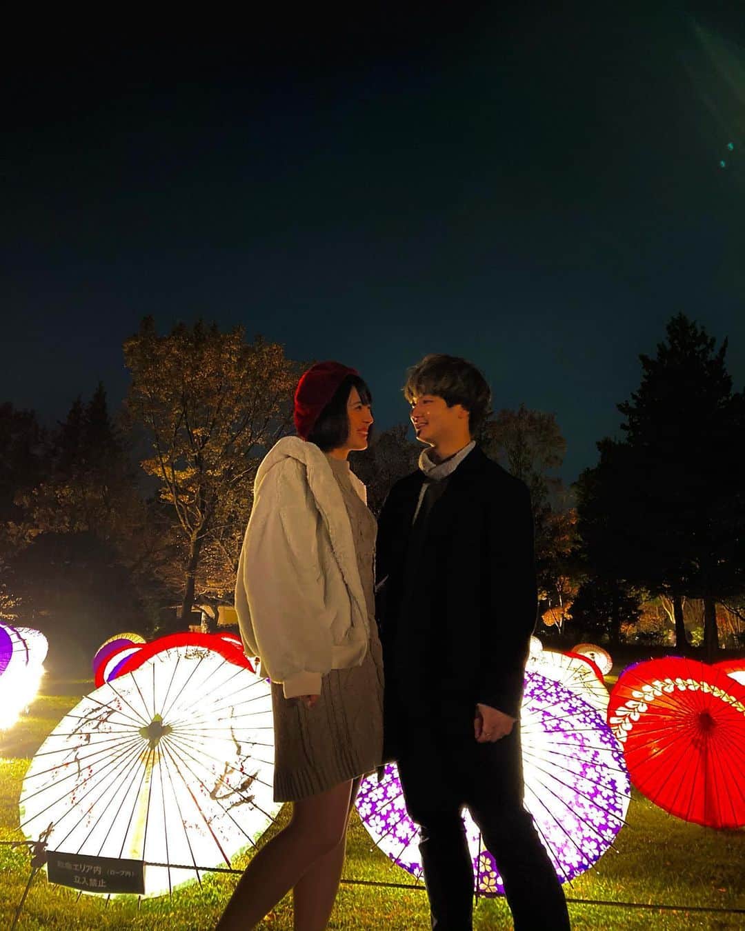 長尾渚沙さんのインスタグラム写真 長尾渚沙instagram 先日 立川にある昭和記念公園に りおと夜の紅葉を見に行きました ずっと行きたかった紅葉 人生で初めて 子供の頃は 紅葉なんて何も面白くないー って行かなかったなぁ 笑 日本庭園
