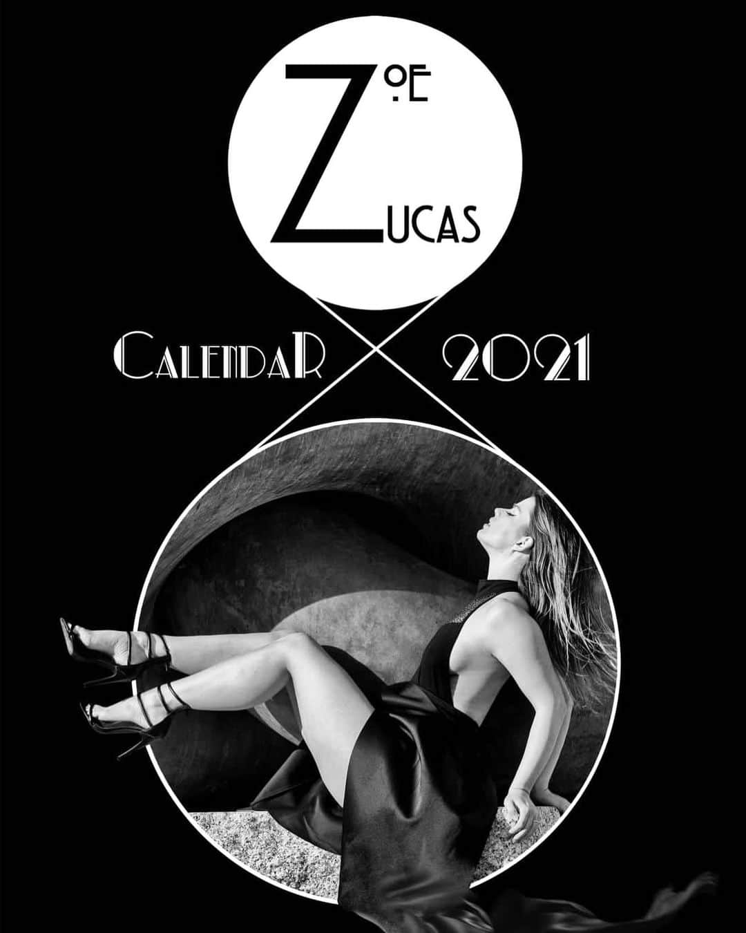 ゾーイ・ルーカスのインスタグラム：「Zoe Lucas 2021 Calendar Including 13 exclusive Fine Art Portraits by the amazingly talented @y2jimbob 📸  This Beauty Wrestler is finally living her 1930s Hollywood dream 💅🏻  ZoeLucas.Bigcartel.com」