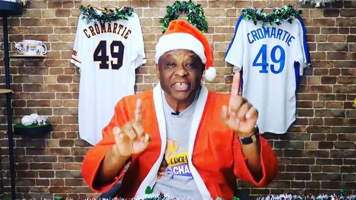 ウォーレン・クロマティのインスタグラム：「♪jingle,bells! jingle,bells! jingle all the way!! Merry Christmas!!  #christmas #クリスマス  #野球 #プロ野球 #baseball #giants  #ジャイアンツ #g党 #expos #montreal #クロマティチャンネル #クロマティ」