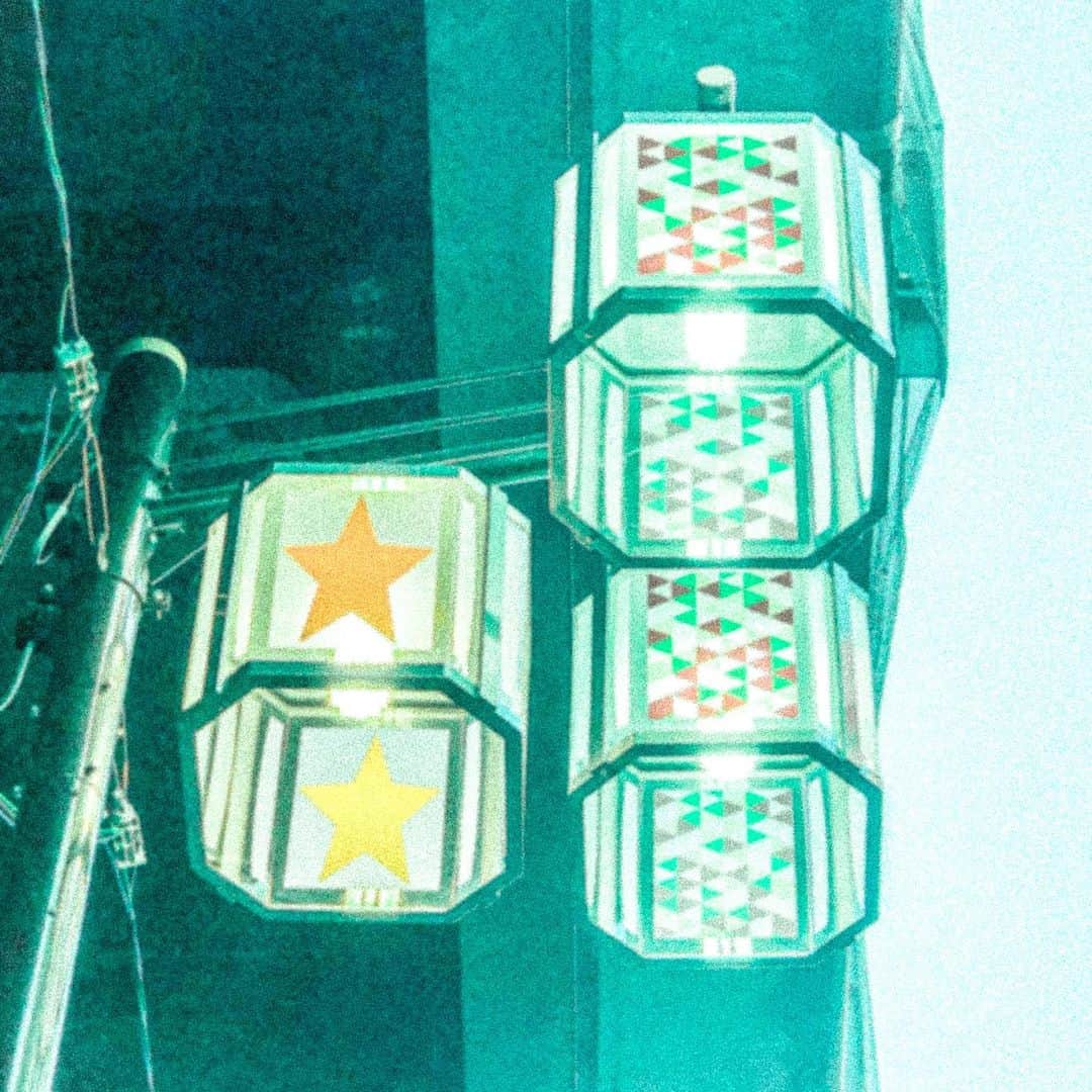 橋本小雪（日本エレキテル連合）のインスタグラム：「灯りが灯る」