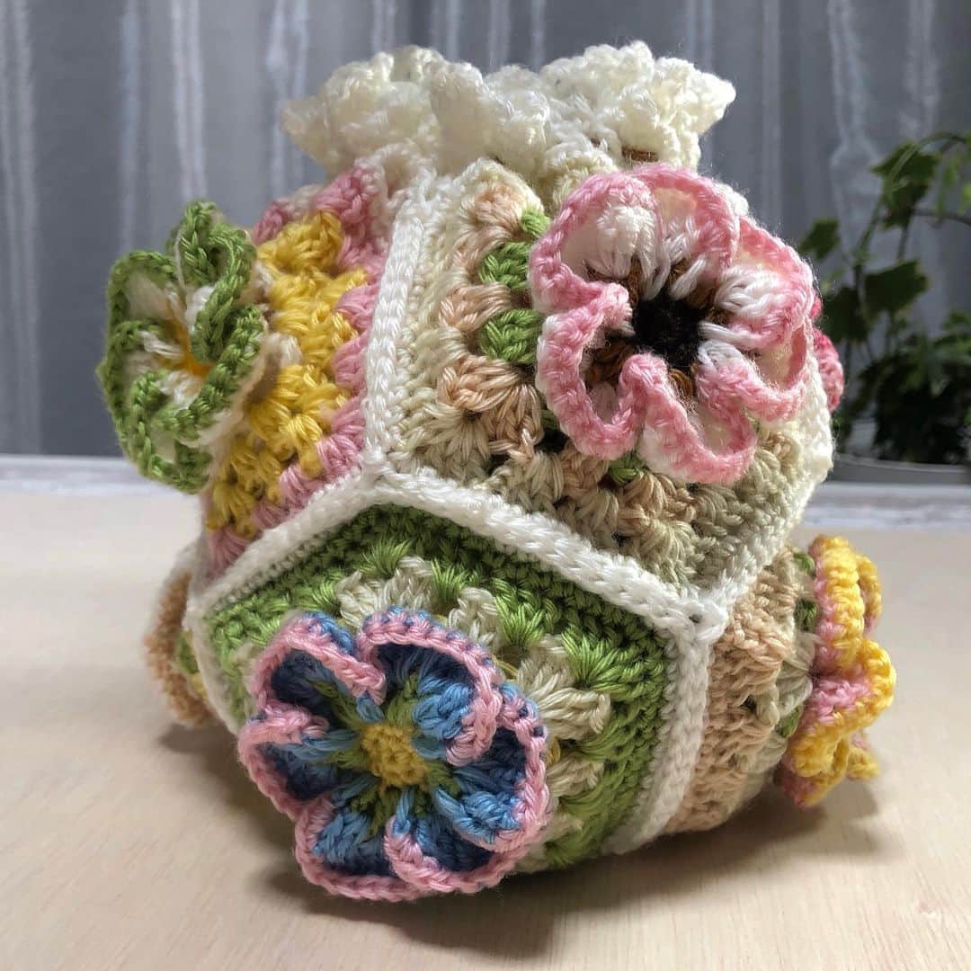 編み物 お花の巾着 ハンドメイド ピンク