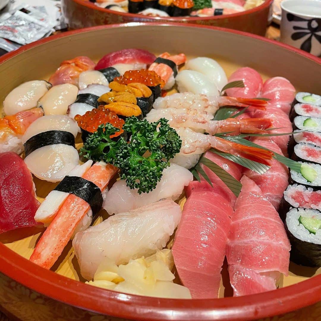 金正奎のインスタグラム：「This is Japanese quality 🐟 魚を沢山食べて免疫力高めていきましょ(^^) あとは手洗い うがいも。 #きんめし #魚食系男子」