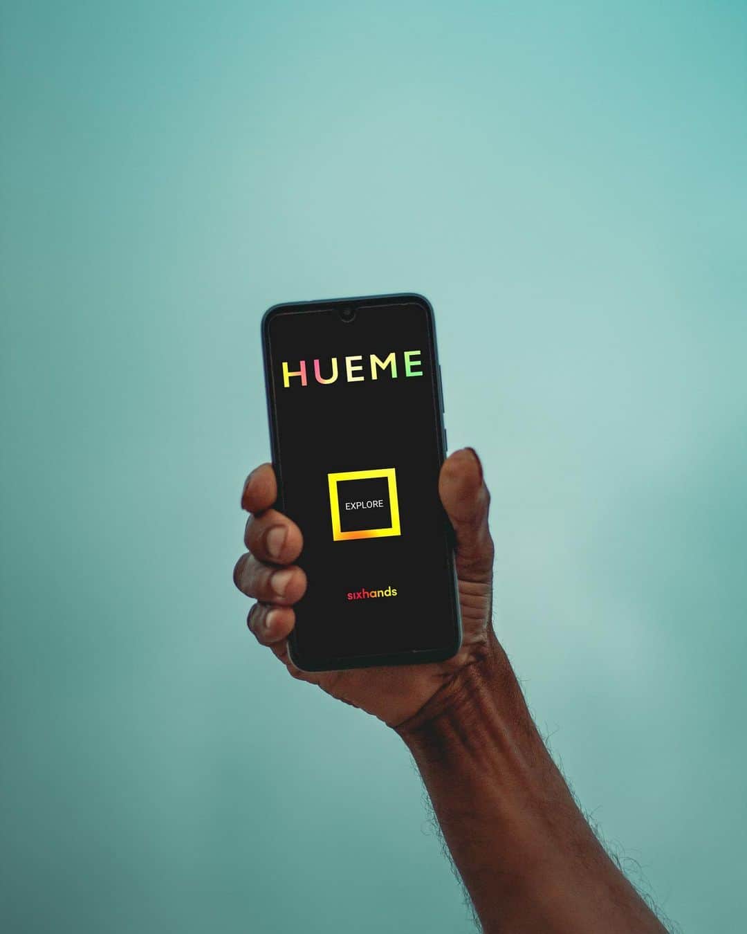 Shapicalのインスタグラム：「Today is smth really different! We want to tell you the story of Hueme. ⠀ Once while coding another Shapical update, one of our devs played a puzzle game on the phone taking a rest and another UI-designer stayed near and asked out loud: — "Why don't we do the same?". — "What?" asked a dev. — "The same game but in our own style! With dynamic gradients from our photo editors". ⠀ And here the idea of Hueme came as story tells. ⠀ The naming was easy — "Hue me! Right now!". Okay! Another 2 months of projecting, 2 months for UI, 3 months for levels development, and here is the first release of a product! ⠀ The game exceeded our expectations, it turned out to be charming and immersive ..and we're still playing it nowadays. ⠀ Give a chance to Hueme! The game will stay for a certain time on your device :)  Link in the stories📲 ⠀ #gameplay #mobilegame #puzzle #puzzlegame #gradient #gradientgame #game #devstory #story #devapps #movee #appdev #mobiledev #gamedev #mobileart #photoart #photoediting #iphoneography #creative #artofvisuals #ig_artistry #design #neon #light」