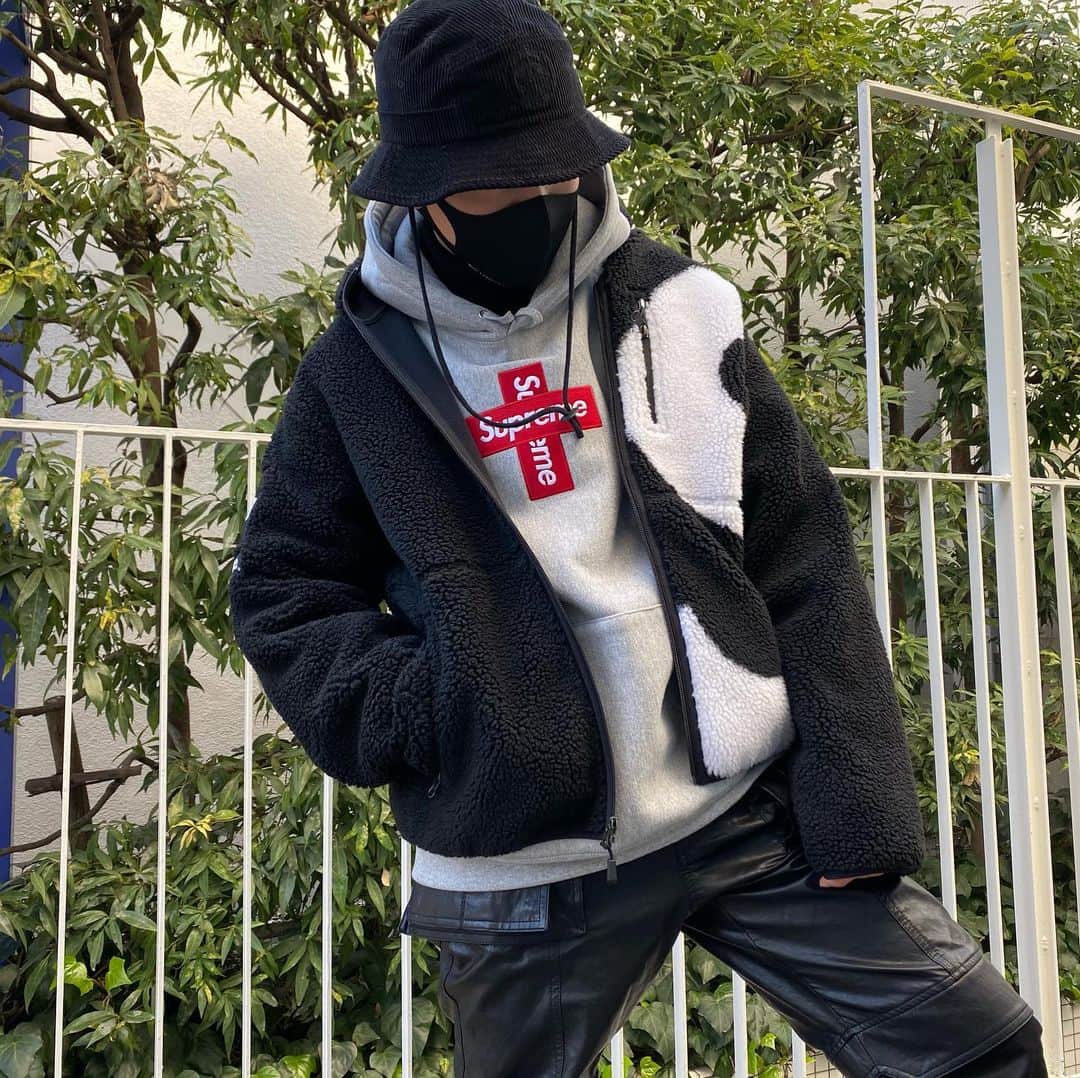 人気ブランド Supreme TNF S Logo Hooded Fleece Jacket