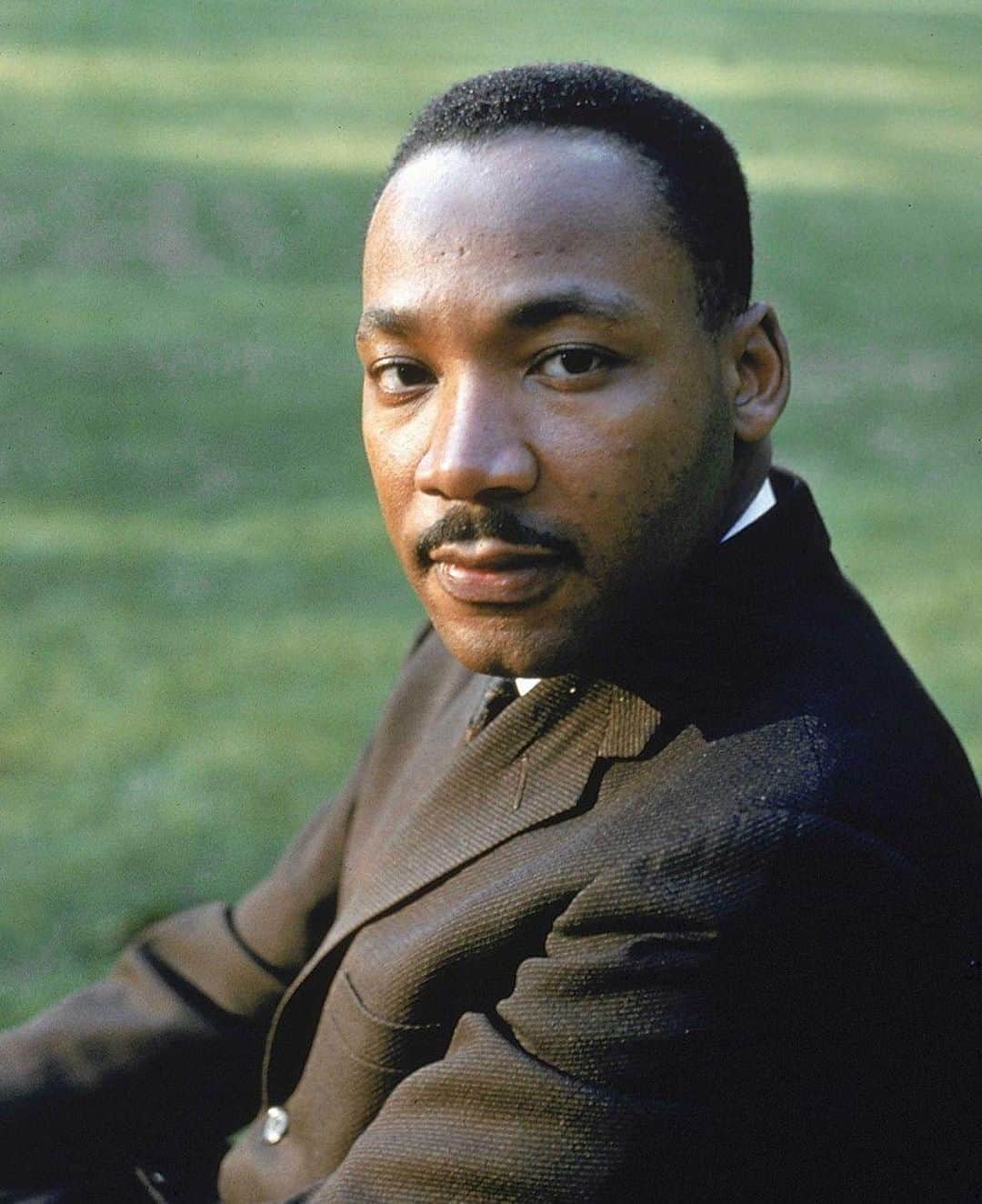 OneRepublicさんのインスタグラム写真 - (OneRepublicInstagram)「“We must learn to live together as brothers or perish together as fools.” #MLKDay」1月19日 2時00分 - onerepublic