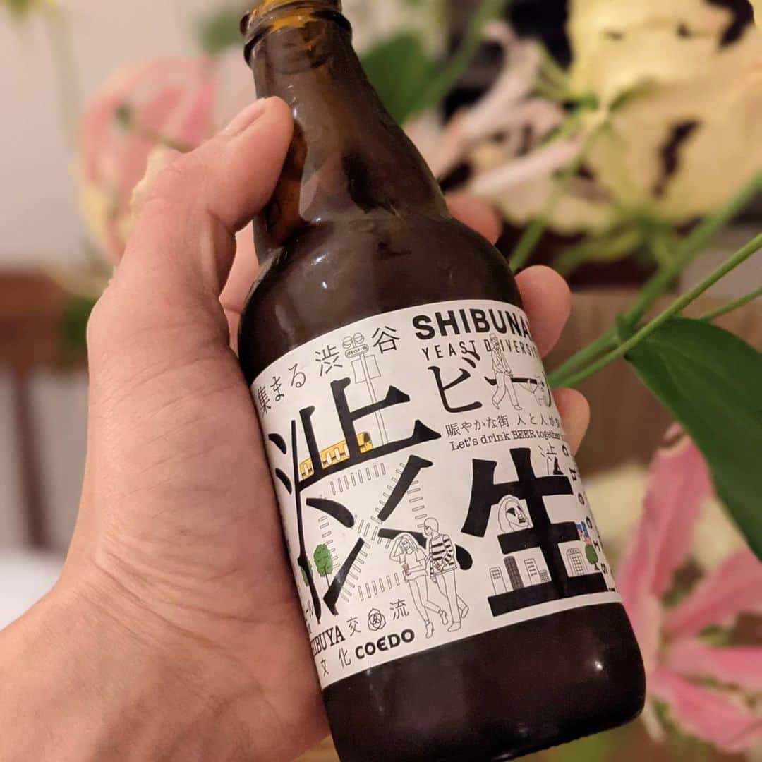 渡部豪太のインスタグラム：「なるほど渋谷の［多様性］を表現するためにビール酵母、ワイン酵母そして日本酒酵母を共演させたんだね。 好きだよ、君。とても。  #coedo #beer #ビール #ルービー #stayhome」
