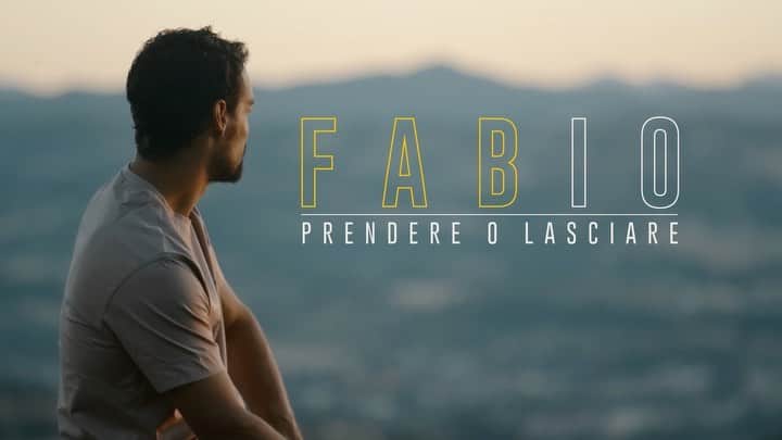 ファビオ・フォニーニのインスタグラム：「Fabio - prendere o lasciare   Fuori domani 🎞🎬  @tim.vision @dao_sport」