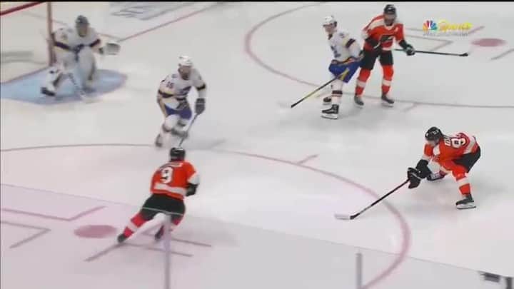 NHLのインスタグラム：「All the work from Sean Couturier for a beauty of a goal. 🙌」