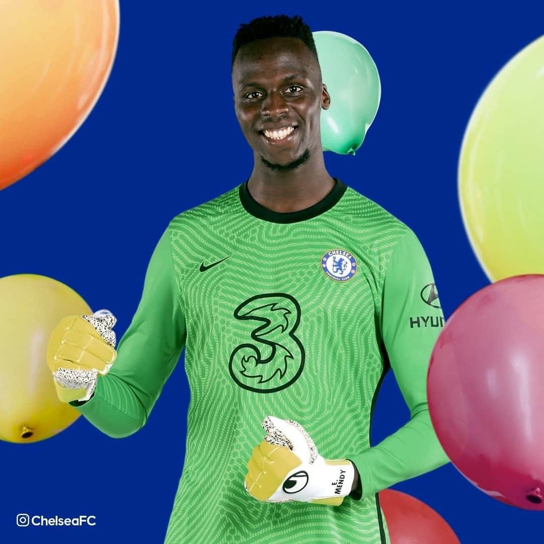 チェルシーFCのインスタグラム：「Happy birthday to @edou_mendy 🙌🎂 #CFC #Chelsea」