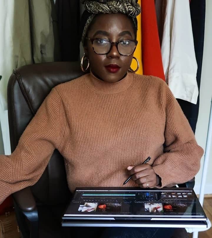 Lenovoのインスタグラム：「To celebrate #SecondHandWardrobeWeek, #LenovoInnovator Kamrin Brown shares tips for building a more #sustainable wardrobe.    ✅Reduce ✅Reuse ✅Recycle ✅Research (on your #ThinkPad, of course) ✅Repair  Learn more at the link in our bio.」