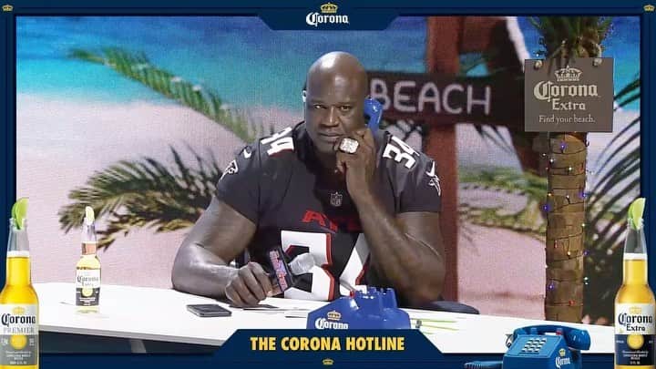 シャキール・オニールのインスタグラム：「I was manning the @CoronaUSA Hotline on Big Game Day last Sunday! All of my friends were calling in and letting me know their predictions on who was going to take the W that night. #Sponsored #For21+」