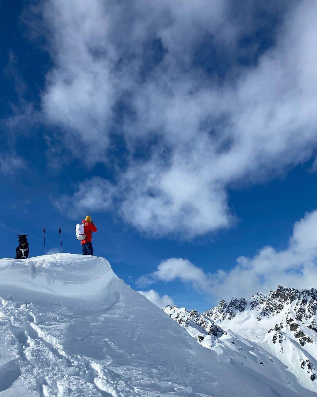バーバラ・ザンガールのインスタグラム：「#ollibertos first skitour! What a day!! #montafon」