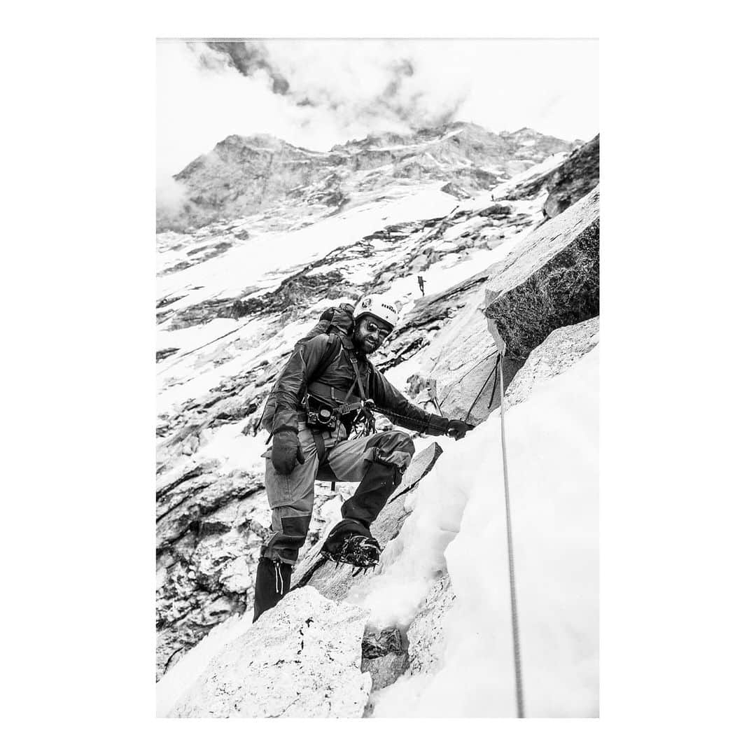 マーゴ・ヘイズのインスタグラム：「I love this image taken by John Roskelley, of my grandfather, Dr. James Morrissey descending the Gaurishankar West Face after their team made the first ascent in 1979. This was just one of my grandfather’s many adventures in the Himalaya, and one of many first ascents with his team. Others included The Trango Tower, Dhaulagiri, and the first ascent of Everest’s eastern face. Tomorrow my grandpa will receive the honorary membership award at The American Alpine Club annual gala. I am proud of his accomplishments, but his leadership, courage, work ethic, and drive to make a positive impact are what I respect the most. At 84, James has touched many lives, but not only in the mountains. He is a practicing heart surgeon, a father, a husband, and a grandfather. Grandpa, you are a true Renaissance man. ⛏❤️ . . @americanalpine @thenorthface  Pic: @roskelleyjohn」