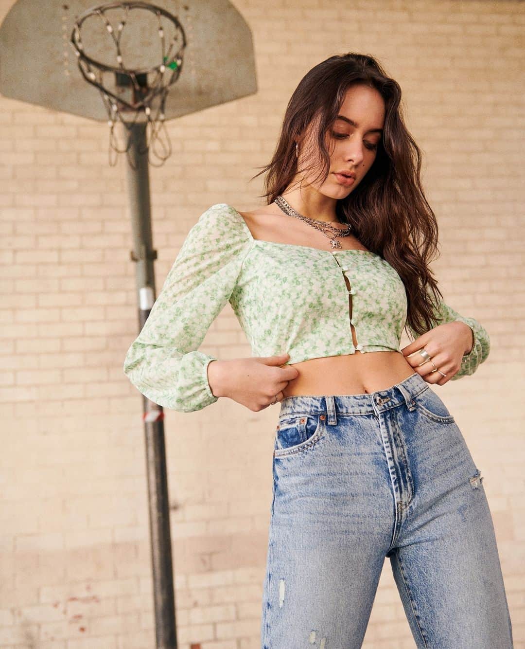 TALLY WEiJLのインスタグラム：「Matcha, please 💚⁠ ⁠ Babe Kayla @kayla_shyx serving major outfit inspo wearing the Green Printed Blouse🔎 SWSPEKREMA from our Matcha Collection. Discover the full edit on www.tally-weijl.com right now ✨⁠ ⁠ #TALLYWEiJL #newin #newarrivals #fashion」