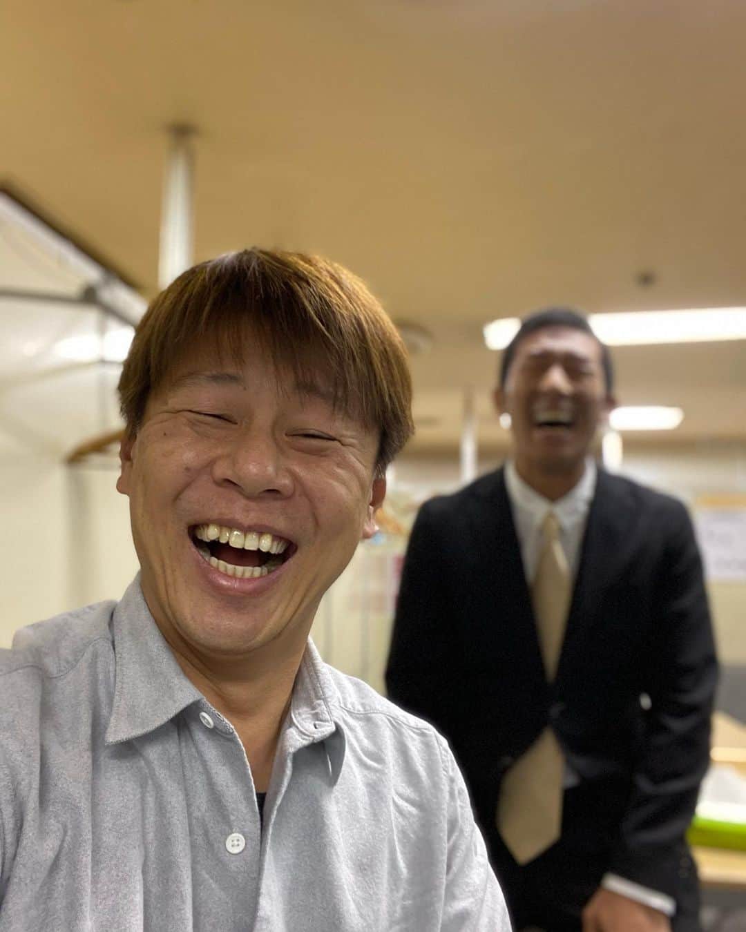 ロッシーさんのインスタグラム写真 ロッシーinstagram 麒麟田村 が Instagramでやってる全力笑顔 に 参加出来て光栄です せっかくなんで 僕の全力笑顔に参加してもらいました ありがとう田村 詳しくは 麒麟田村instagram Hiroshi9393 を 見てね 今日