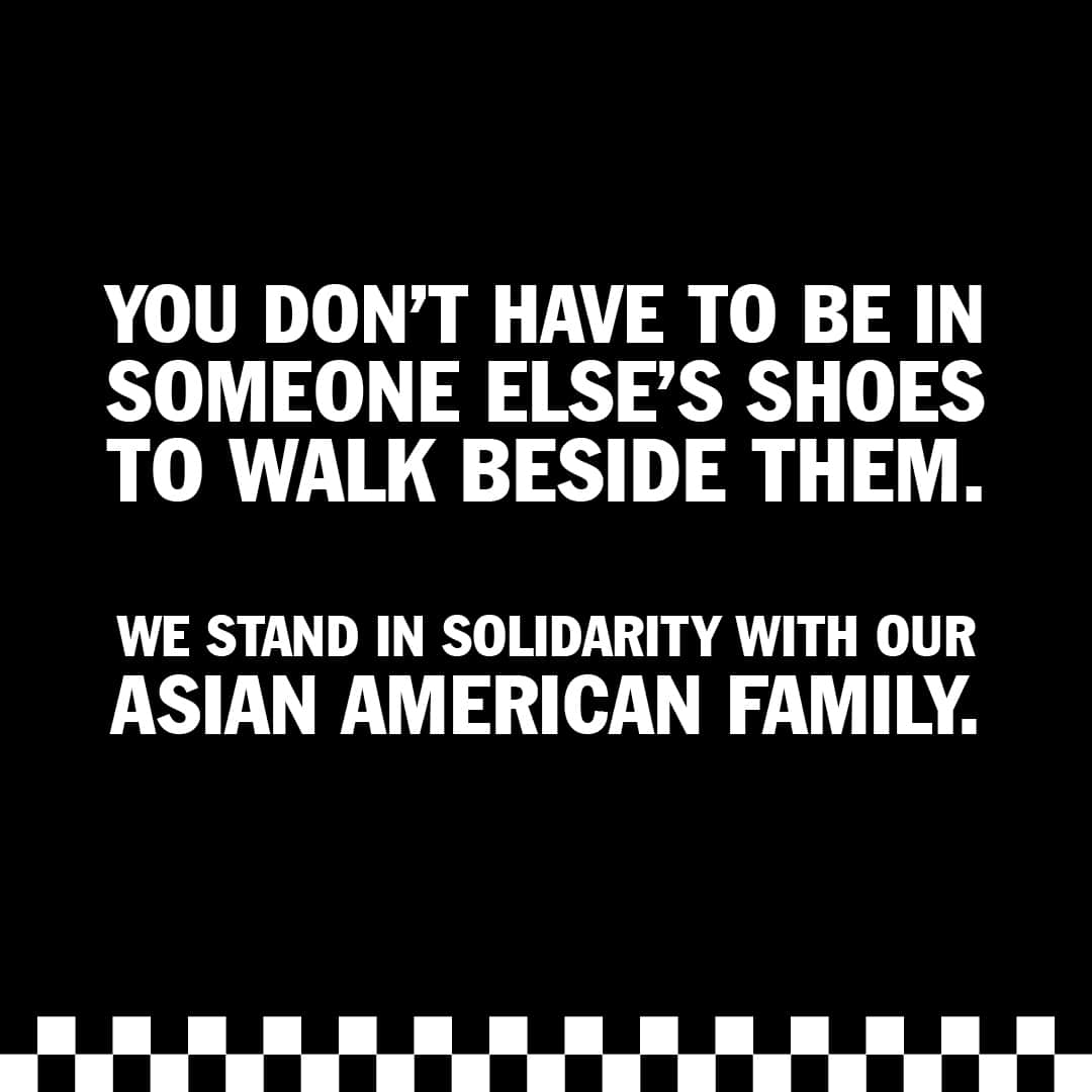 vansのインスタグラム：「You don’t have to be in someone else’s shoes to walk beside them. We stand in solidarity with our Asian American family. #StopAsianHate」