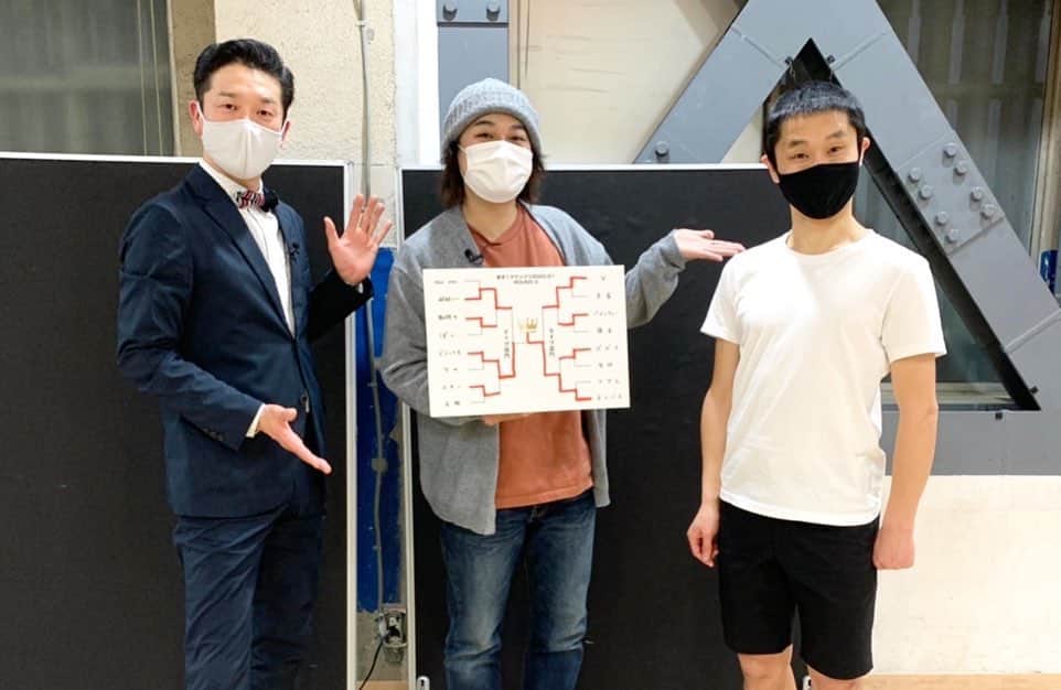 菊地智義さんのインスタグラム写真 - (菊地智義Instagram)「『歩子1GP』 2020年ハブ1時代の5大会、そして歩子さんとなって3大会、いよいよギャグ部門タイツ部門それぞれ8チャンピオンが出揃いました。 近いうちにグランドチャンピオン大会があるのは間違いないでしょう！ ゲストの中山功太くん、そして広告を入れてくれた数々の有名人さんありがとうございました笑 #歩子1 #元ハブ1 #歩子 #元ハブサービス #ギャグ #タイツ #優勝 #ネコバス #ハブ1から通算 #88連覇 #round3 #ニコ生 #ゲスト #中山功太 くん #R1ぐらんぷりチャンピオン #歌ネタ王チャンピオン #キクチウソツカナイ」2月26日 19時36分 - potatokikuchi2