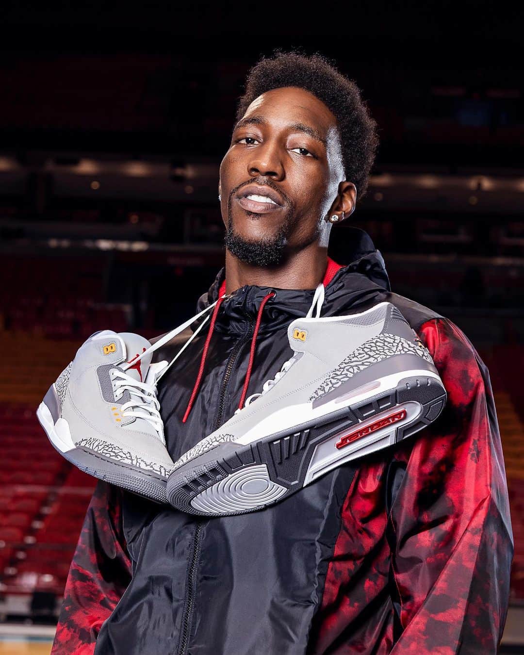 Jordanのインスタグラム：「“Being able to say that I’m part of the brand makes me sit back and really cherish everything.”   Jordan Brand is pleased to welcome @bam1of1 to the Jumpman Family.   Learn more about Bam’s journey to the Jordan Brand and his commitment to giving back at the link in our bio.」