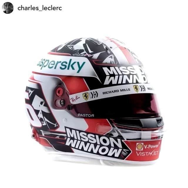 F1のインスタグラム：「All the angles on Charles Leclerc’s brand new lid 👌 How do you rate it?   Repost x @charles_leclerc   New year, new helmet 🔥 What do you think ?  #Formula1 #F1 @scuderiaferrari」