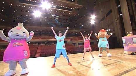 木戸大聖のインスタグラム：「ついに明日3/28(日)の『おとうさんといっしょ』は…！  NHKホールでの「レオてつコンサート」‼️🚂✨  そして…僕が出演する【ラストの放送回】です！  もう、この言葉に尽きます…。  『一緒に歌って、踊って、体操をして、 思い残すことなく、最後まで素敵な思い出を作りましょう！！』  では皆さん！明日の放送をお楽しみに〜‼️😆 . #おとうさんといっしょ #レオてつコンサート #NHKホール  #ラストコンサート」