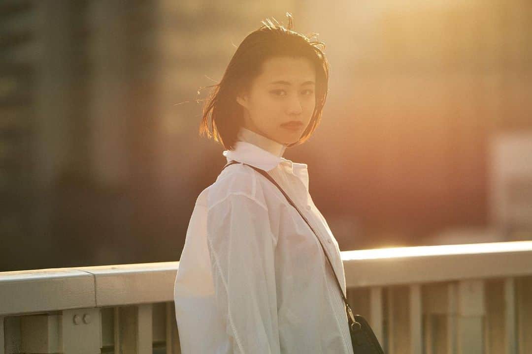 多田成美のインスタグラム：「夕日をバックに☀️  #多田成美」