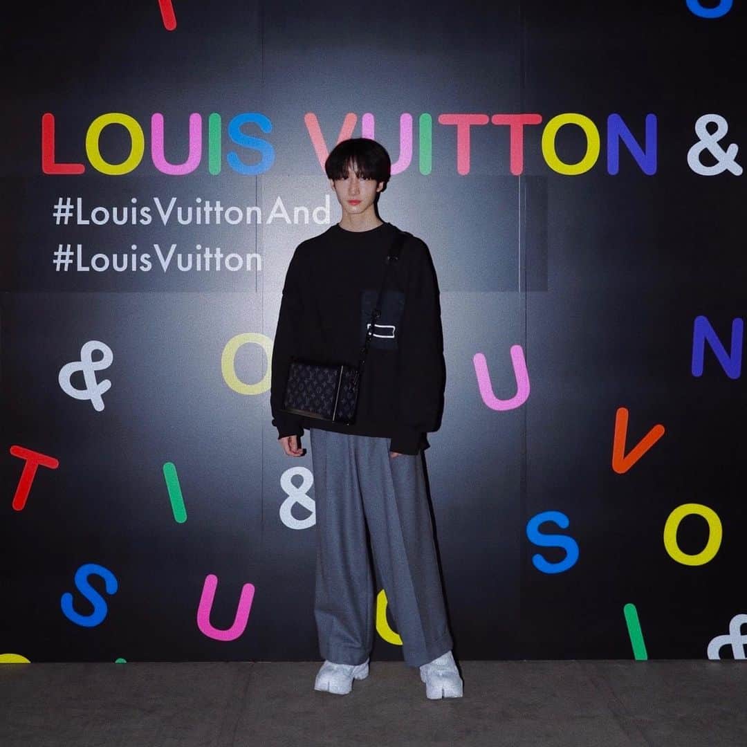 緒形りょうさんのインスタグラム写真 - (緒形りょうInstagram)「💛🧡Had soooo much fun💙💚  お邪魔してきました 全て、一つ一つが色とりどり 豊か 感動しました  #LouisVuittonAnd #LouisVuitton」4月20日 20時22分 - ryokun_39