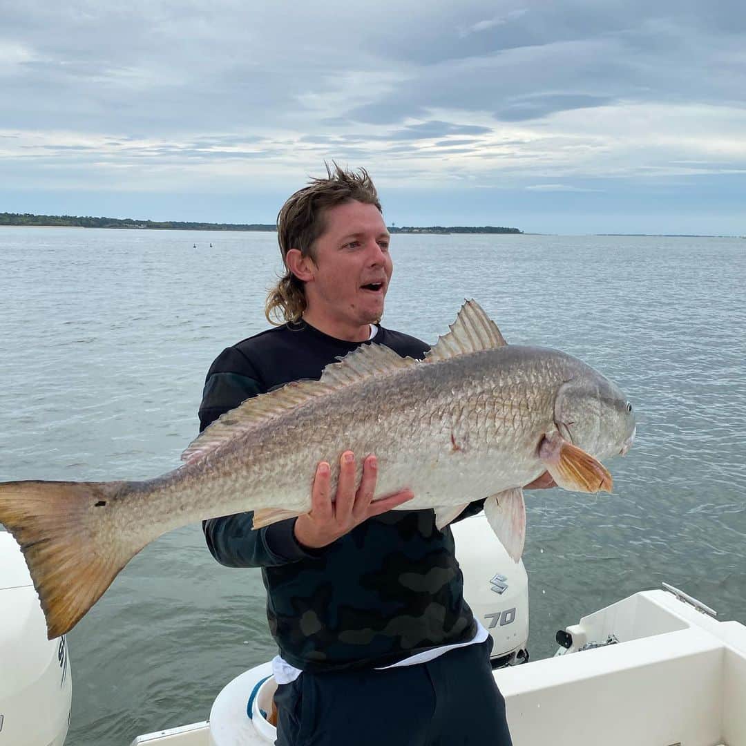キャメロン・スミスのインスタグラム：「Who said I couldn’t catch a redfish! #letsgo」