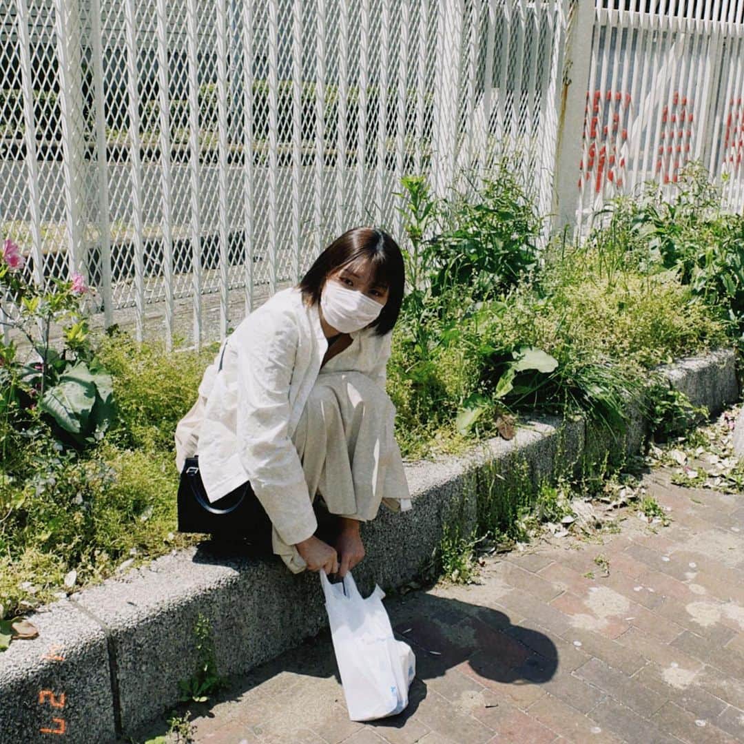 関戸奏音さんのインスタグラム写真 - (関戸奏音Instagram)「エコバック持ち歩こう。環境環境。」4月27日 20時01分 - kanon_sekido