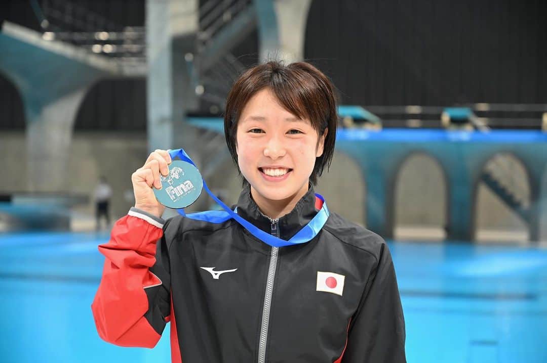 荒井祭里のインスタグラム：「🥈🥈🥈#FINADivingWorldCup2021 #Japan #diving #10mplatform #silvermedal」