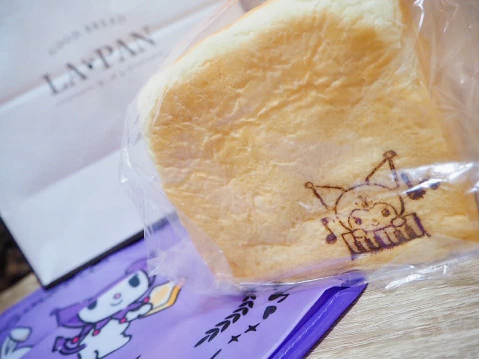 小鳥遊七星さんのインスタグラム写真 - (小鳥遊七星Instagram)「私の好きな食パン屋さんが大好きなクロミちゃんとコラボをしてくれました🍞💕  優しい甘みが、凄く良いのですよ🍞💭✨  #instafood #food #japanesefood #japanese #食パン #生食パン #生食パン専門店 #lapan」6月27日 20時55分 - nanase_takanashi