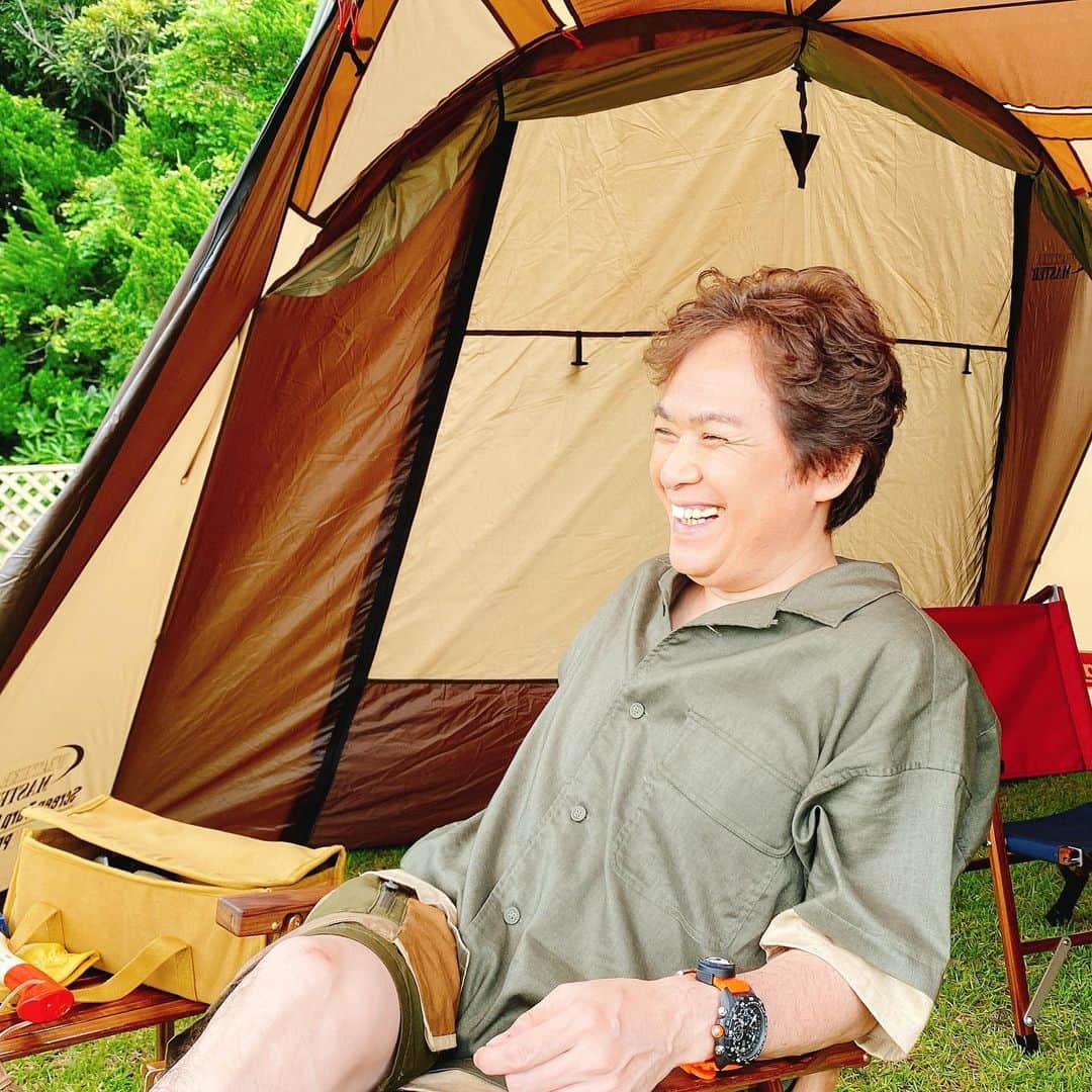 植草克秀のインスタグラム：「キャンプ行けないから、もどき写真を🤣  今日で55歳になりました！いつもみんなありがとう！  #植草克秀 #katsuhideuekusa」