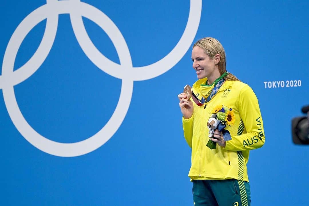 エミリー・シーボームのインスタグラム：「Like a fine wine getting better with age. What’s another 3 years?  #olympics #swimming #backstroke #athlete」